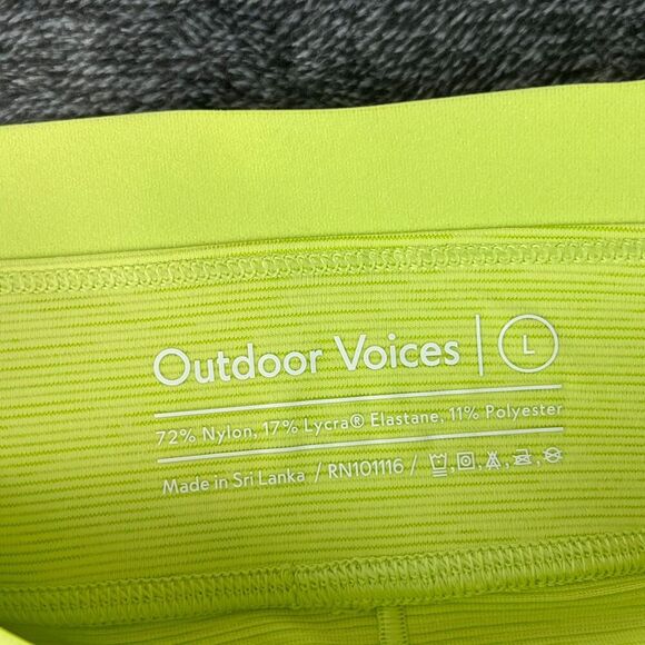 Outdoor Voices Neon Green Biker Shorts Pockets 4" Inseam Women's L NWT Athletic - Picture 4 of 9